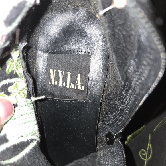 Black Embroidered Floral Butterfly Heeled Boots Vintage Cottagecore Fairycore 8 - Picture 7 of 9